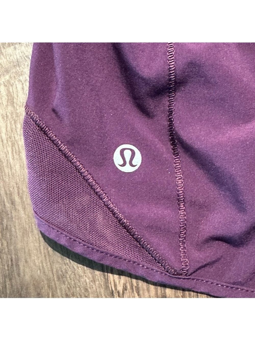 Lululemon - Picture 3 of 8